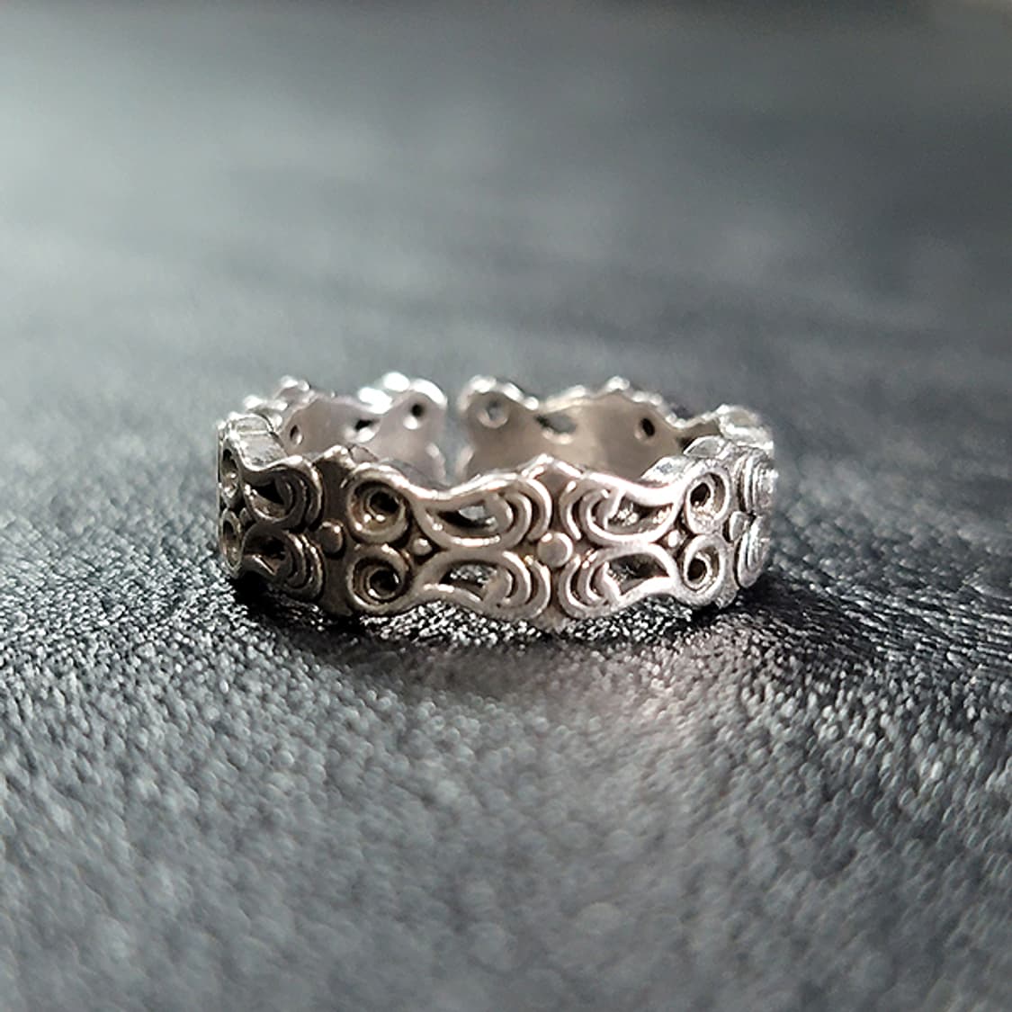 Rivel 백동 남자 엔틱 빈티지 명품 고대 곡선 문양 반지 상품이미지1