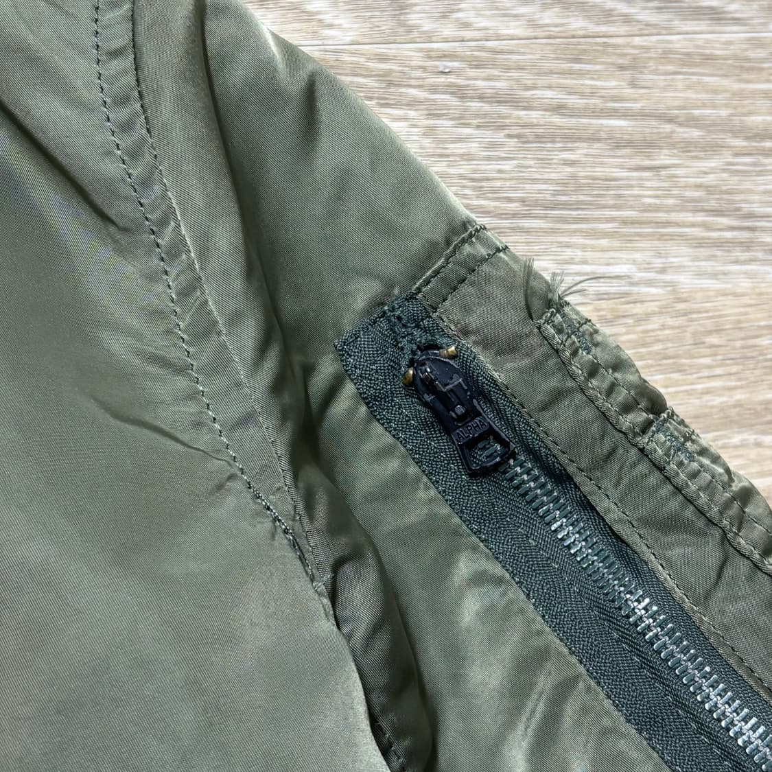 90’s Alpha Ma-1 Flight Jacket 알파 항공점퍼 상품이미지4