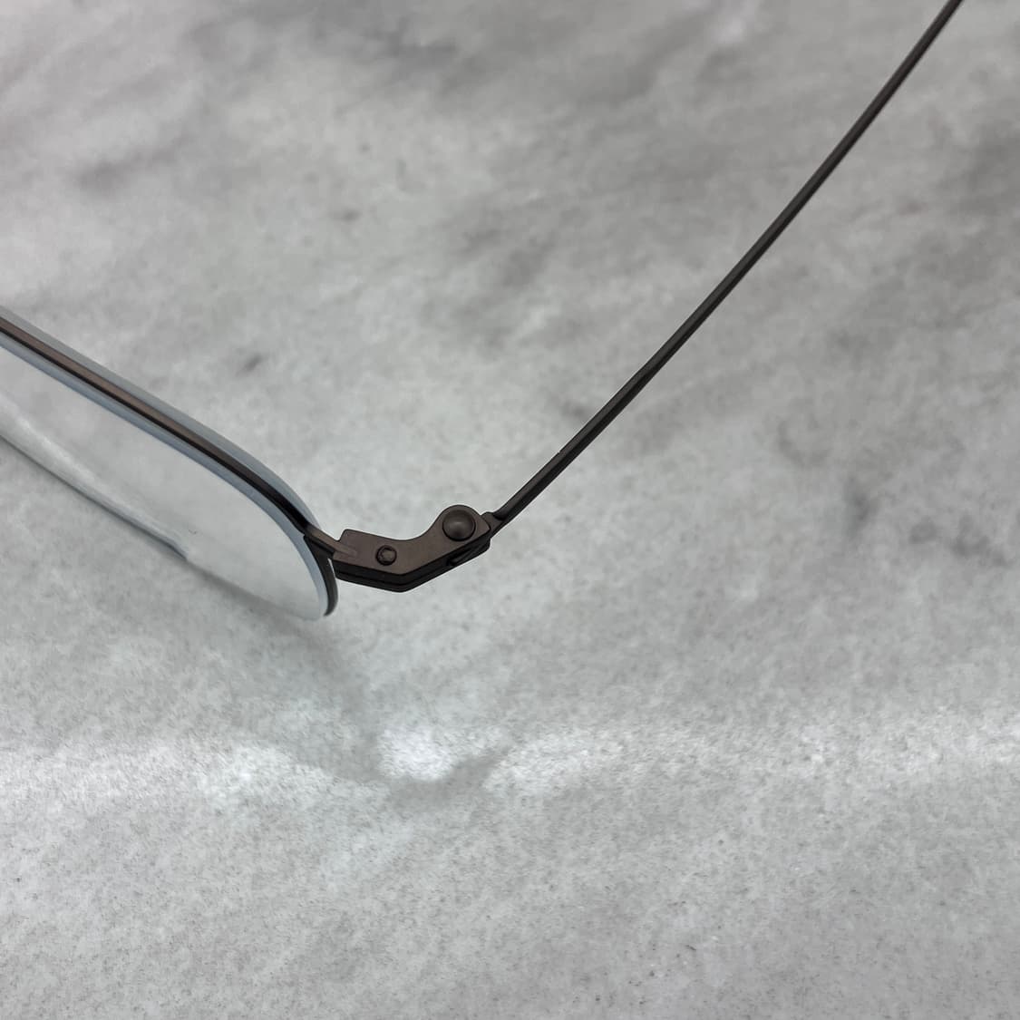 B93 블리스 Bliss 매트 실버 스퀘어 역산각 건메탈 안경 상품이미지2