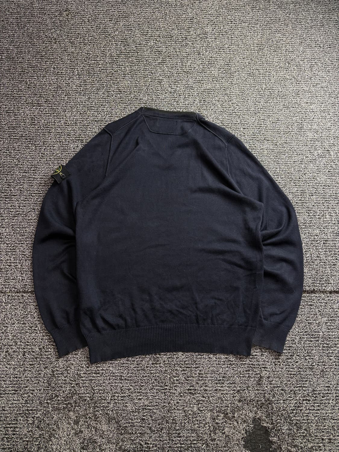 스톤아일랜드 브이넥 블랙 코튼 니트 롱슬리브 3141 상품이미지5