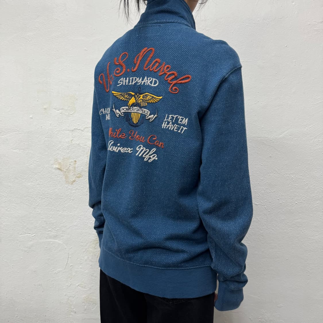 아비렉스(AVIREX) 블루 코튼 US NAVAL 자수 하이넥 집업 자켓 상품이미지2