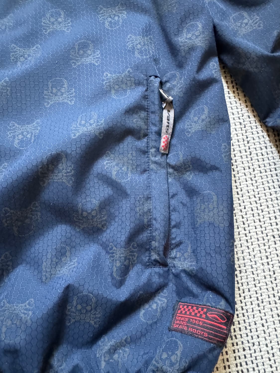 90s 올드 반스 스컬 윈드브레이커 상품이미지3