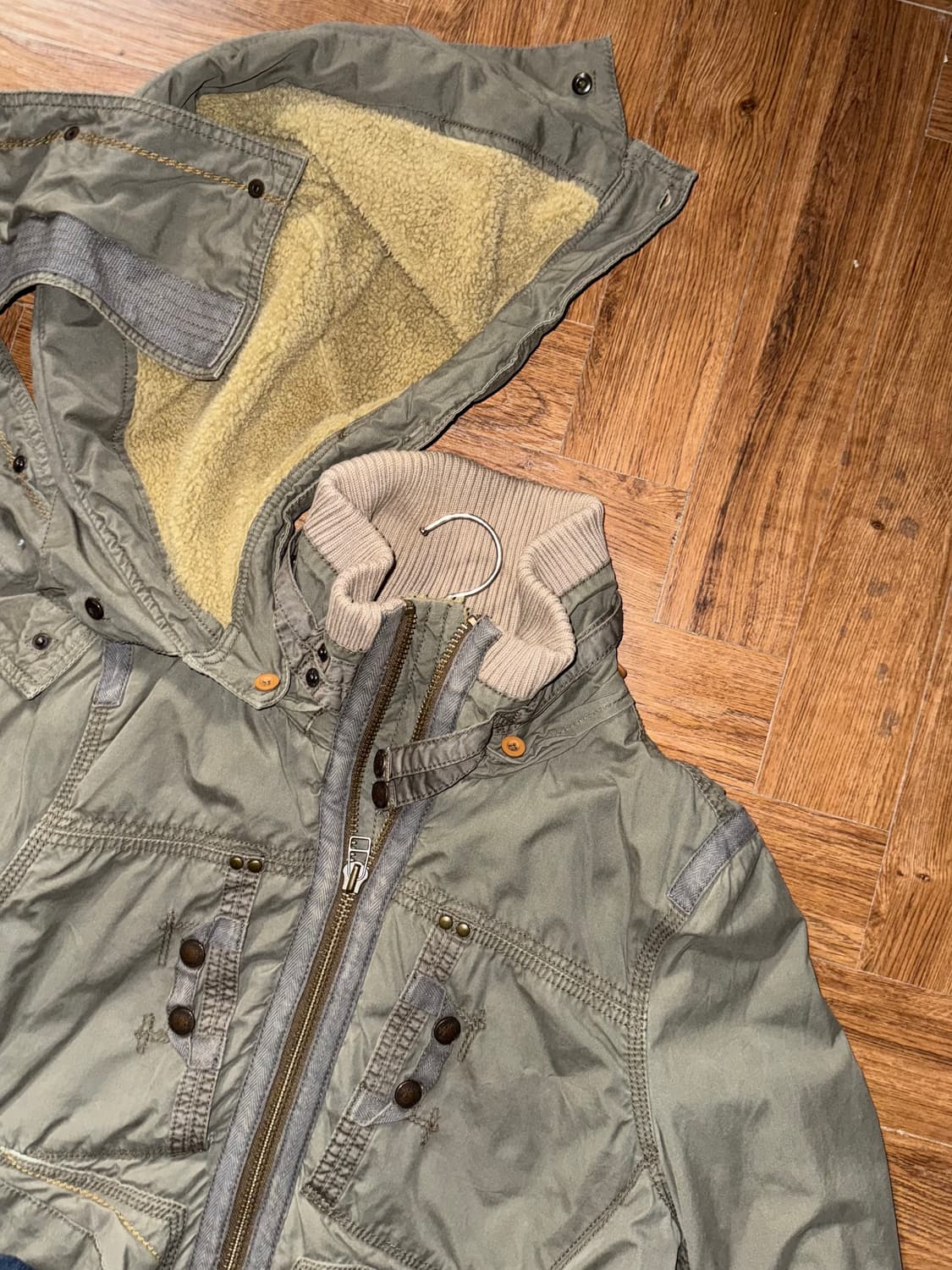 밀리터리 디테일 후드 점퍼 상품이미지5