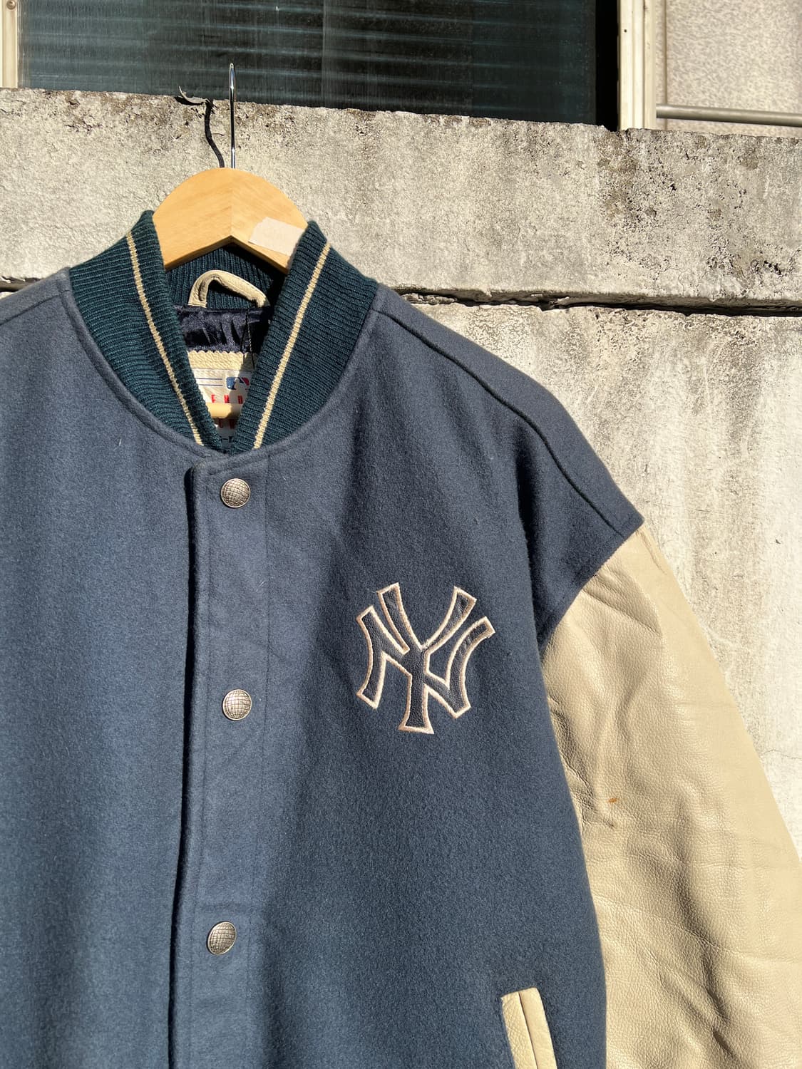 Genuine Merchandise 뉴욕 양키즈 바시티 자켓 상품이미지3