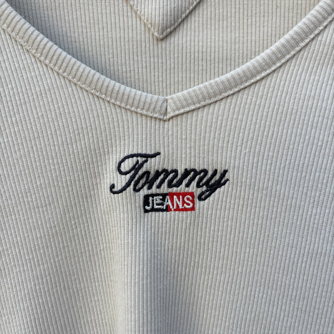 Tommy Hilfiger 타미힐피거 타미진스 크롭 긴팔 티셔츠 상품이미지3