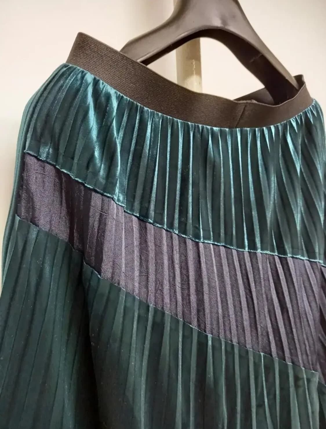 베르니스 벨루아 플리츠 맥시 롱 스커트 44-66 상품이미지7