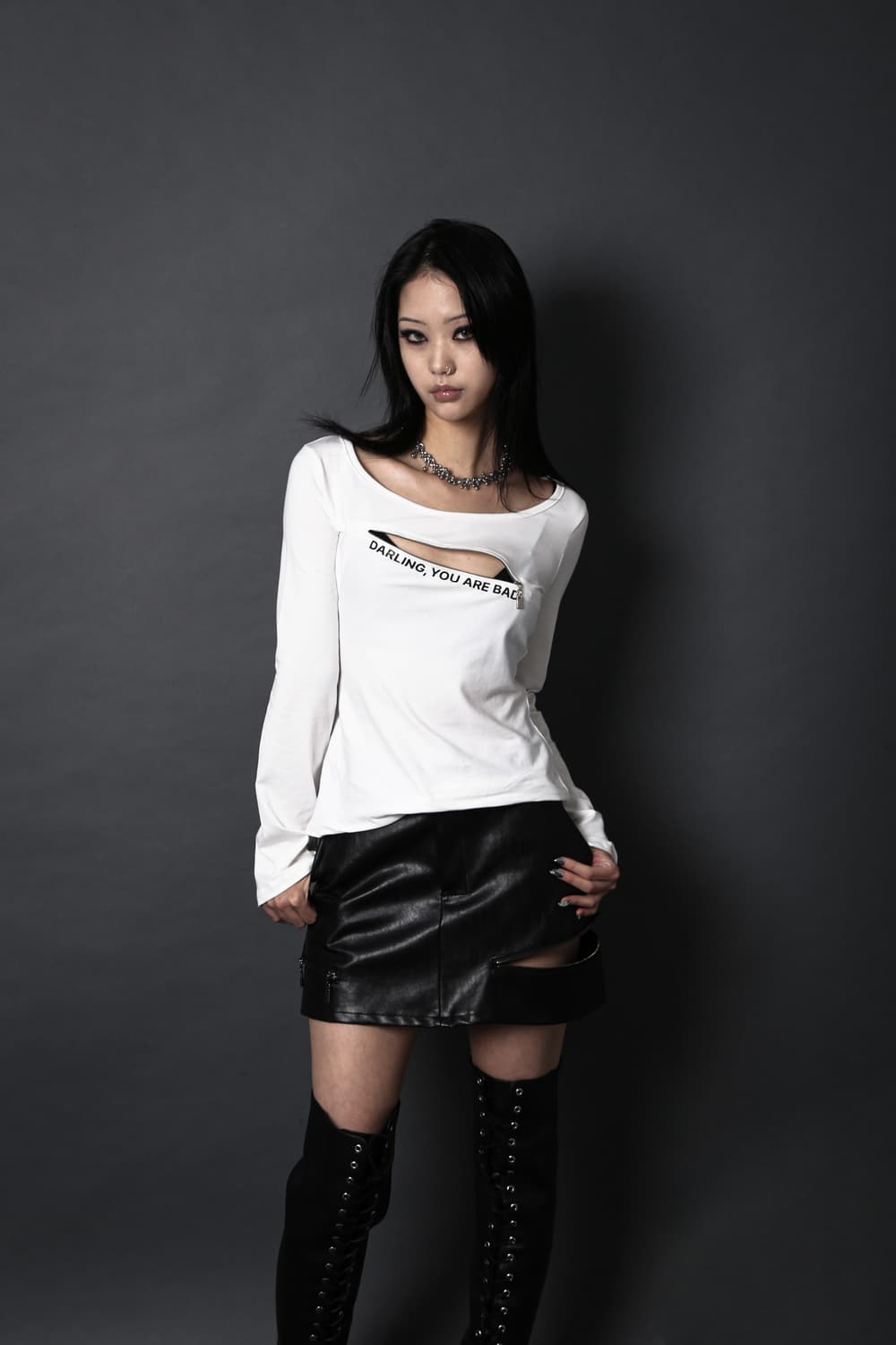 달링유어배드 unzipped logo t-shirt 지퍼 롱슬리브 상품이미지3