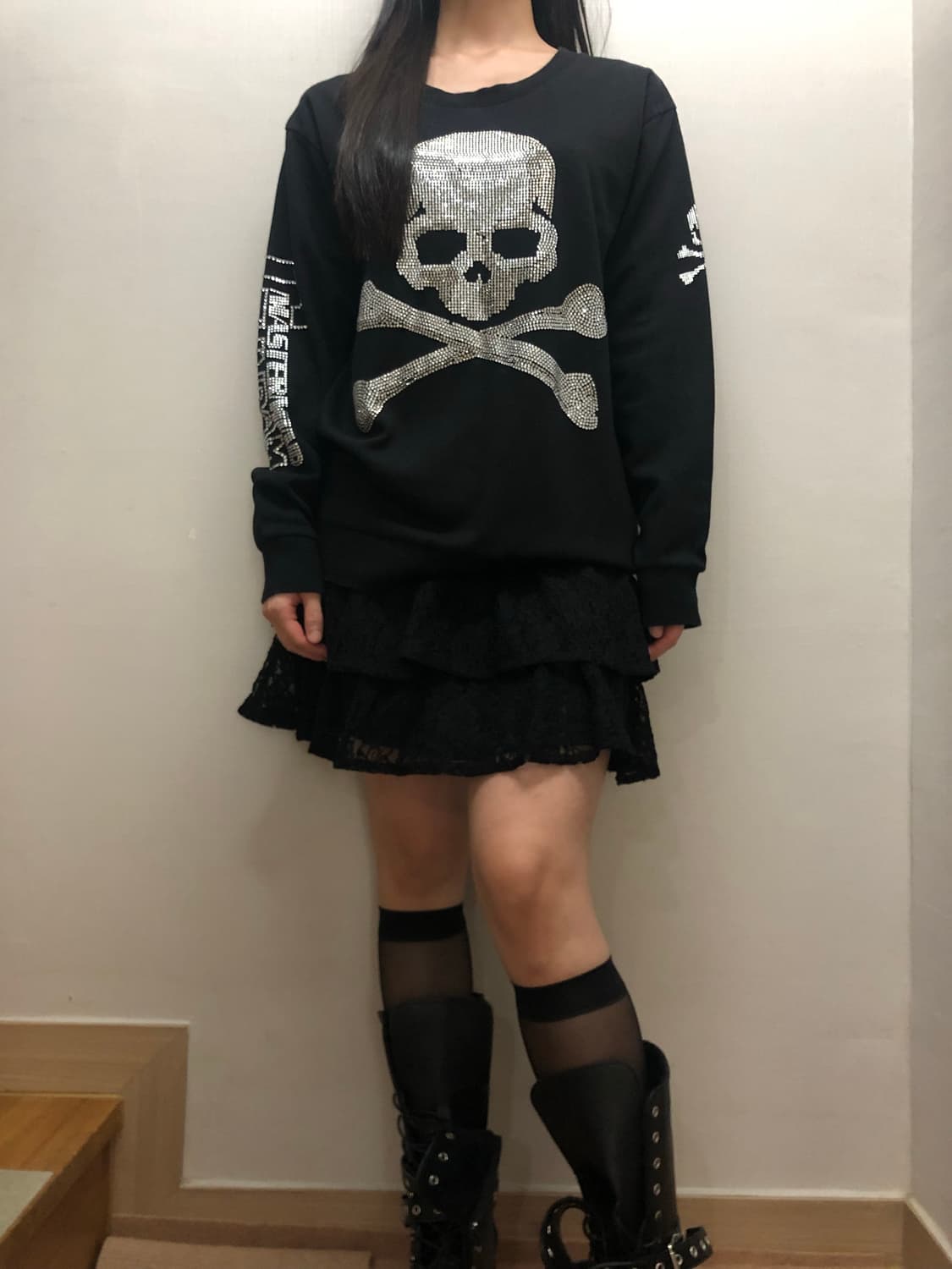 빈티지 블랙 스컬 스웻셔츠 상품이미지4