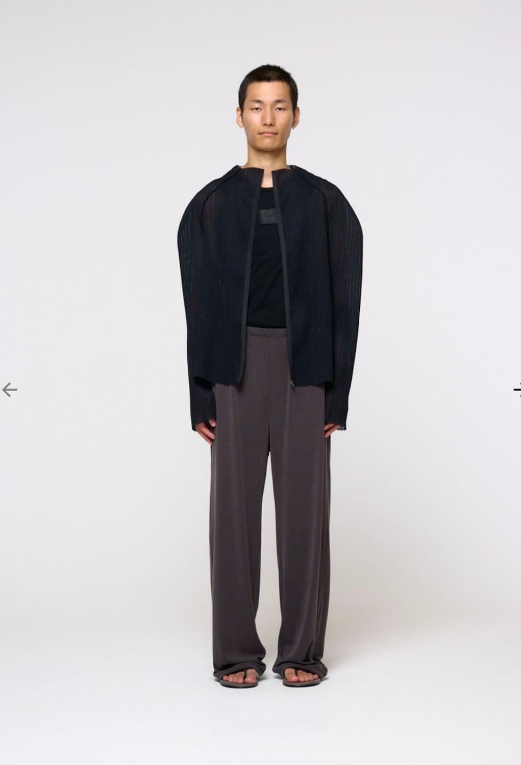 아모멘토 플리츠집업 M  상품이미지1