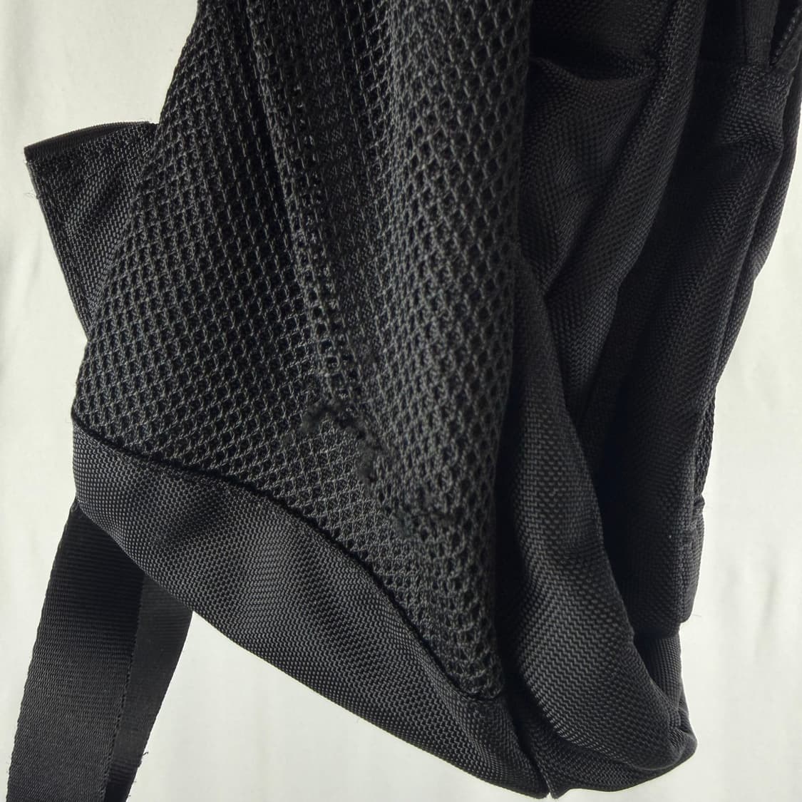 OS) 내셔널지오그래픽 로고 백팩 블랙 상품이미지7