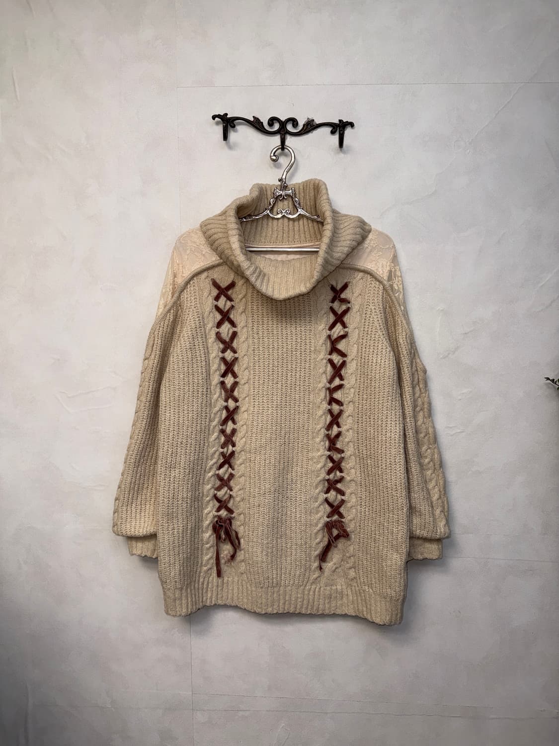 Ivory lace layered ribbon turtleneck ops 상품이미지4