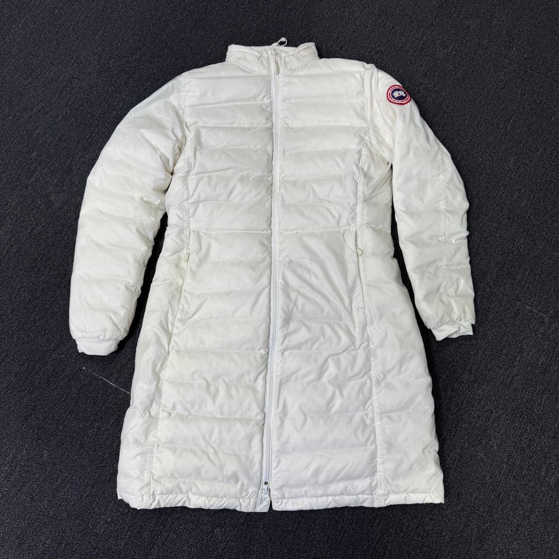 캐나다구스 여성 화이트 롱패딩 상품이미지1