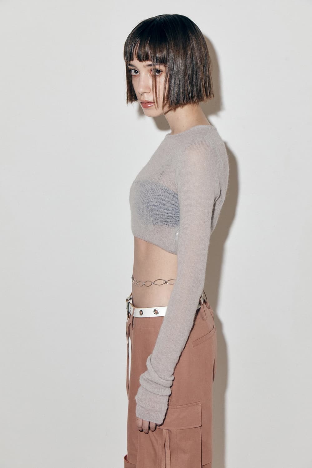 *해외출국으로 판매중단예정* 스튜디오테이블 크롭 알파카 니트 아이보리 상품이미지5