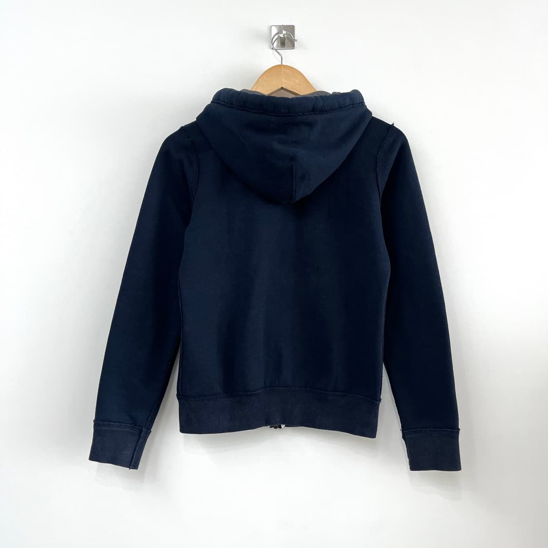 아베크롬비 딱붙핏 자수로고 네이비 후드집업 상품이미지3