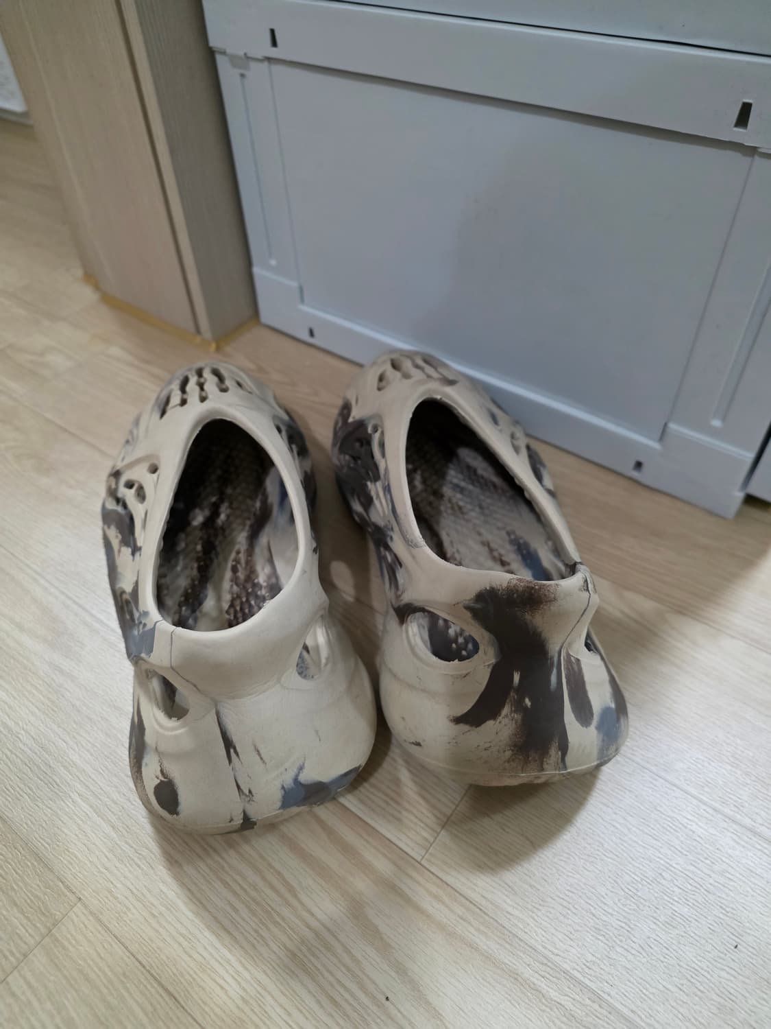 아디다스 이지 폼 러너 275 상품이미지4