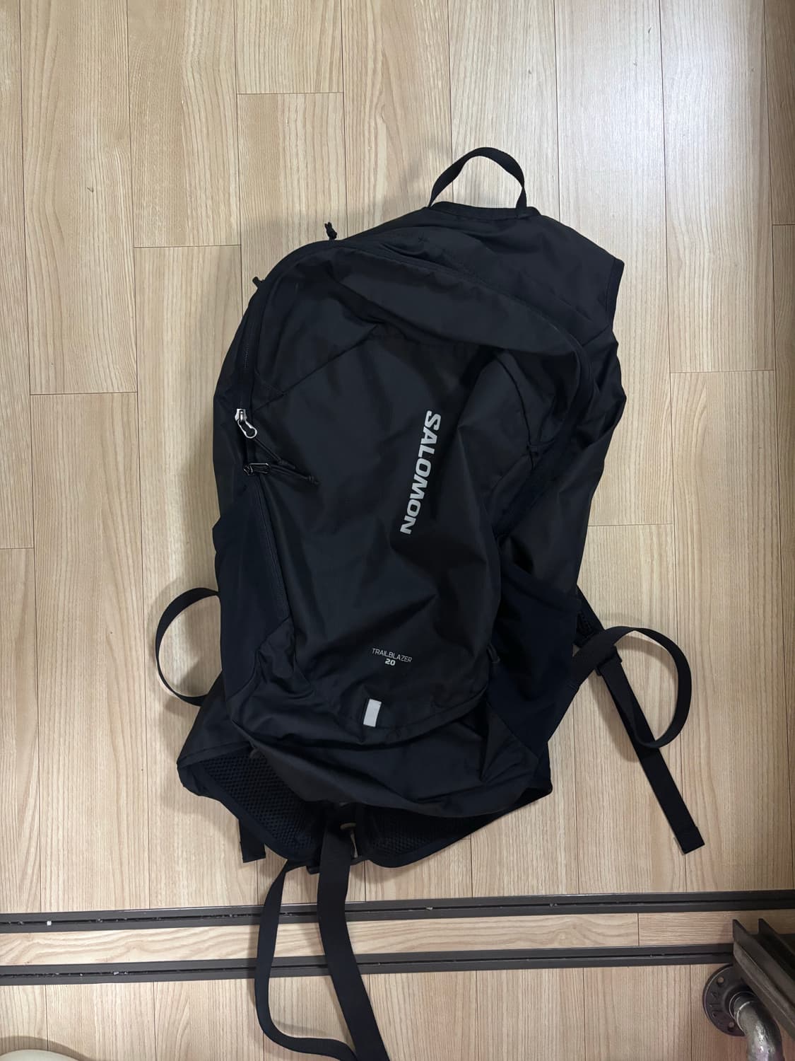 살로몬 백팩 상품이미지1