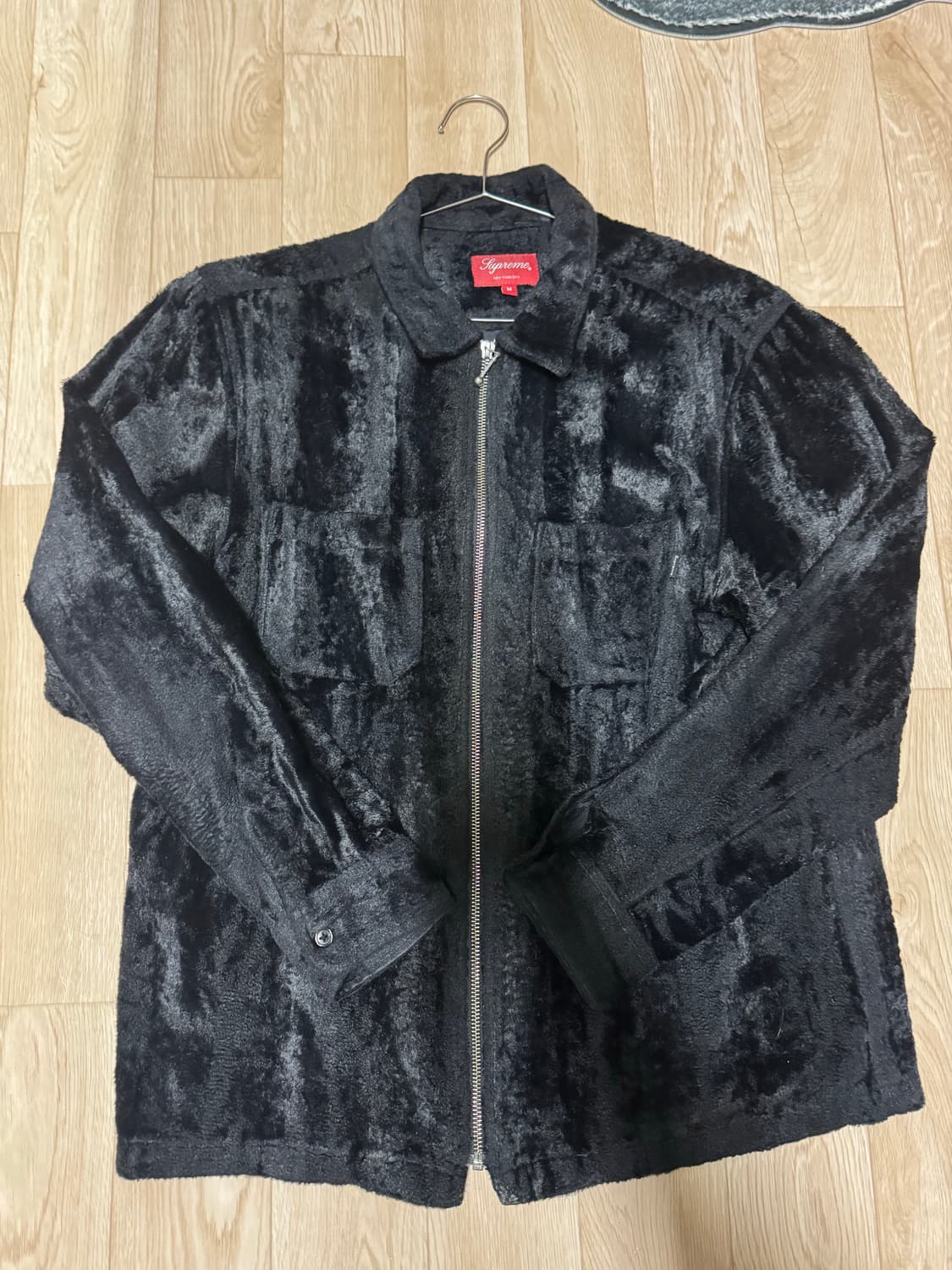 슈프림 'Cheetah Pile Zip Up Shirt' 상품이미지1