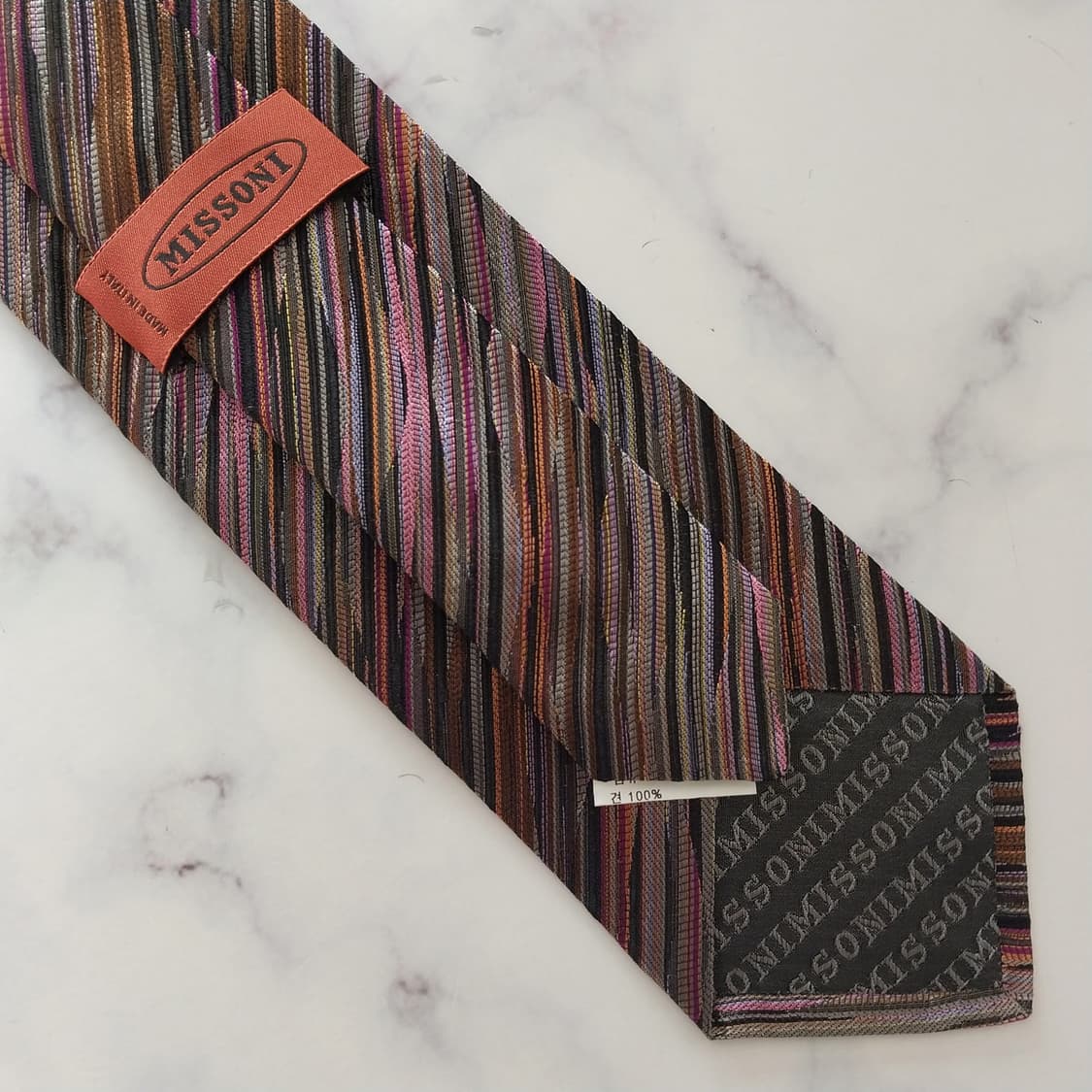 미쏘니 실크 텍스처드 스트라이프 넥타이 8.7cm A+등급 K1559
 상품이미지9