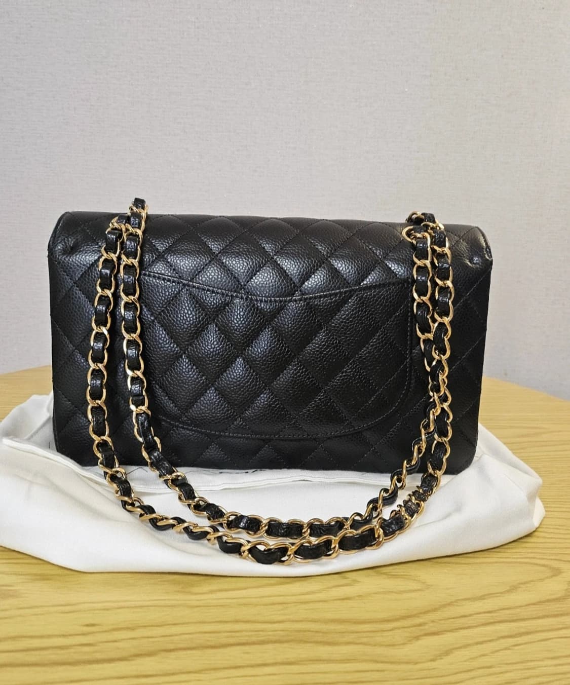 (정품)샤넬 클래식 캐비어 플랩백 캐비어 금장 상품이미지5