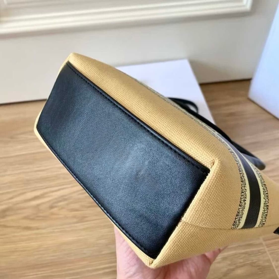 깜짝세일(새상품)정품 디올 리미티드 미니 핸들백 크로스백 상품이미지7