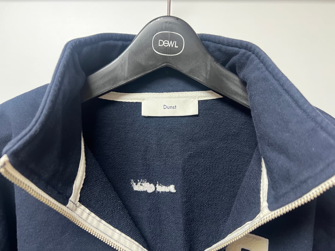 던스트 남녀공용 맨투맨 사이즈M 상품이미지4