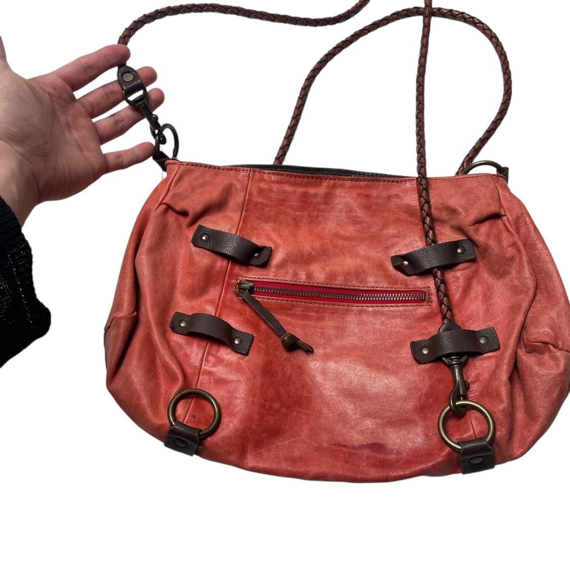 cuir jouer cube 레드 레더 백 상품이미지6