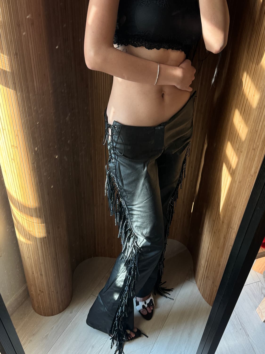 Liniss 해외 디자이너 브랜드 로우라이즈 태슬 레더 팬츠 사이즈S 상품이미지3