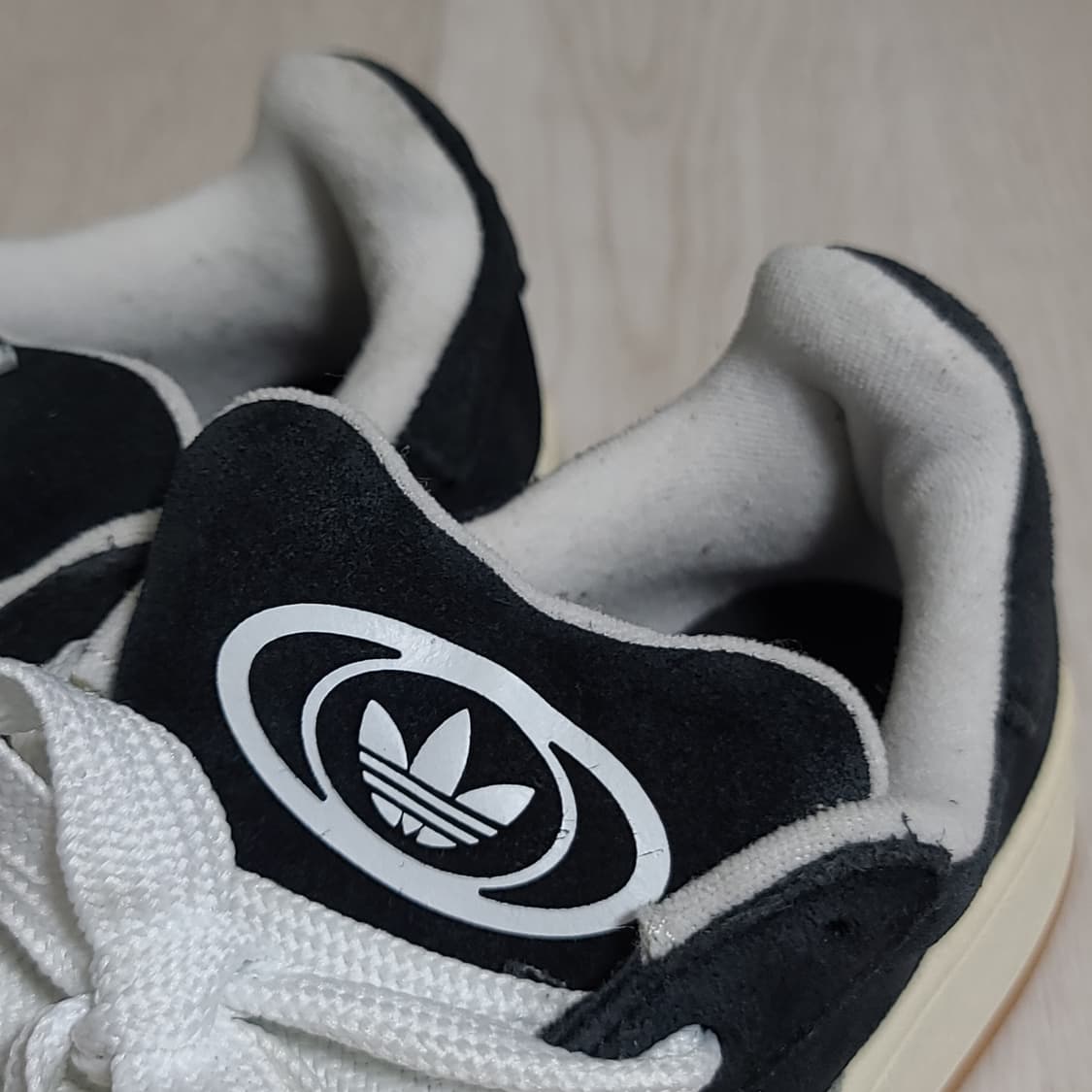 230 ) 아디다스 캠퍼스 00s 검흰 상품이미지4