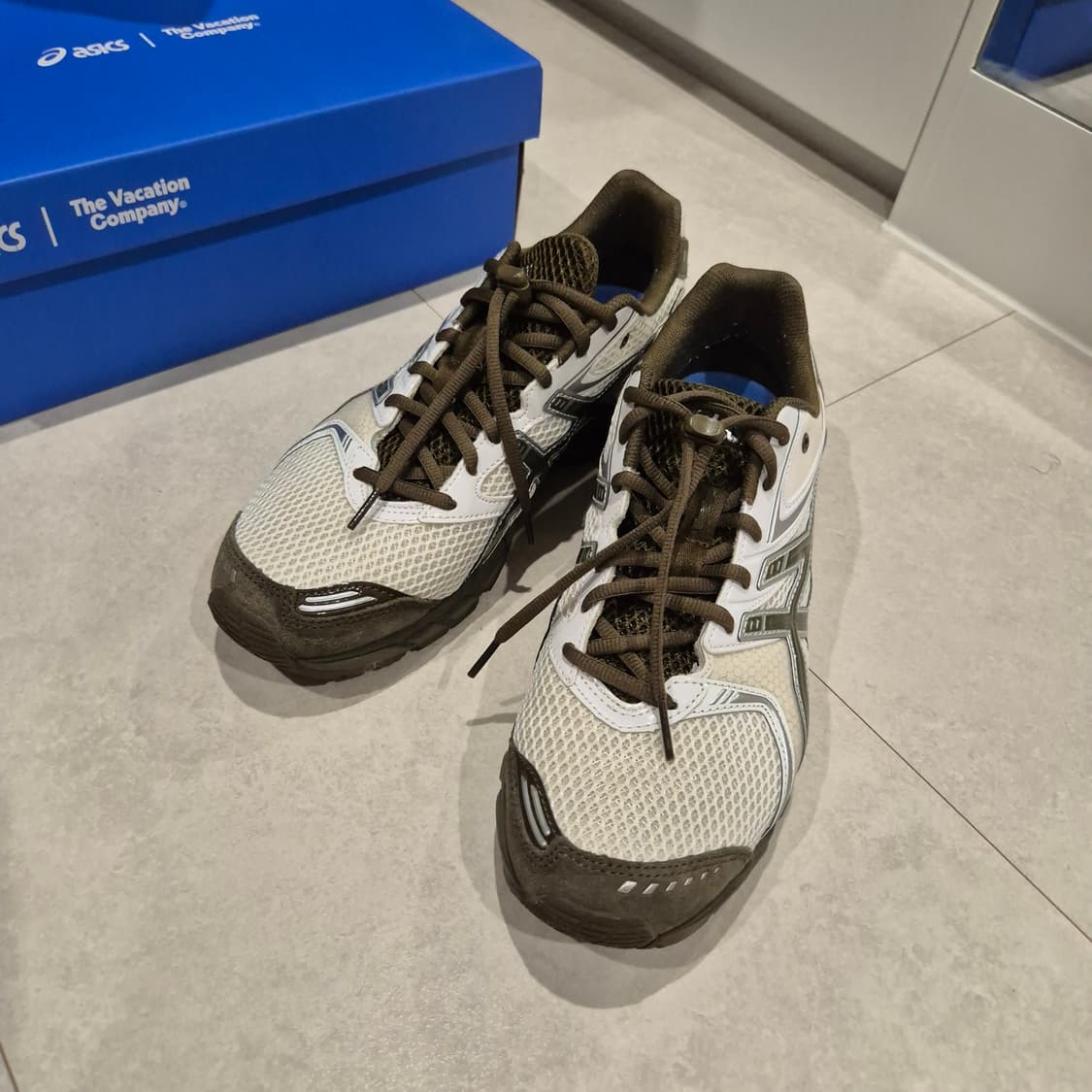 [아식스 X 템테이션베케이션] 젤 DS 트레이너 280 상품이미지1