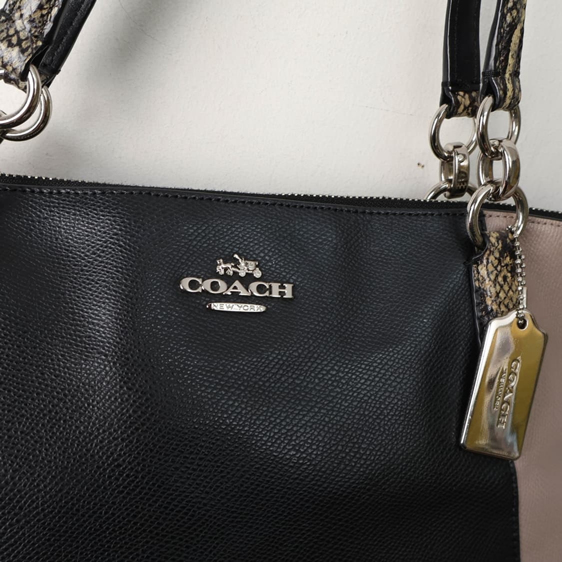 코치 가죽 토트 숄더백 상품이미지5