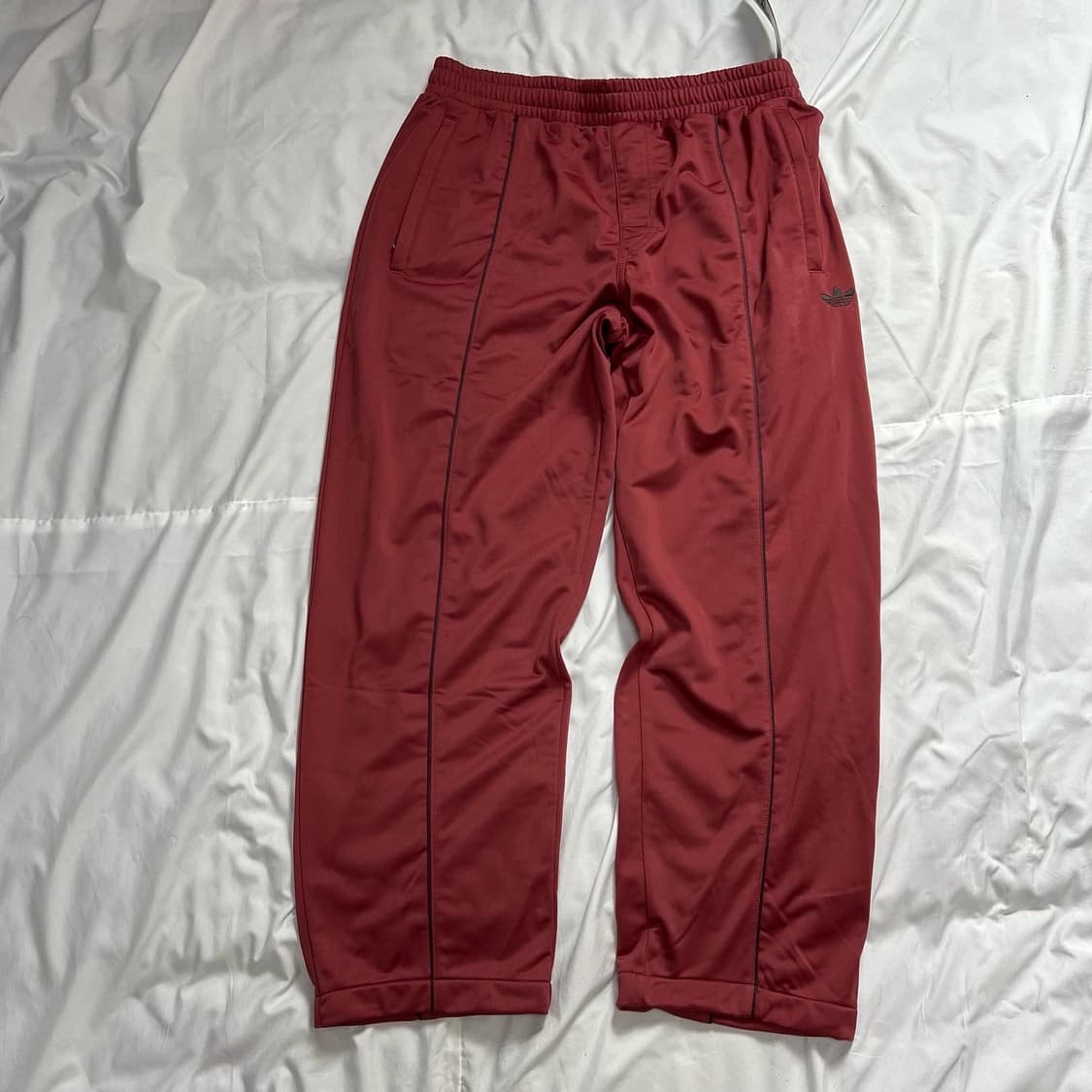 새상품 아디다스 트레이닝 팬츠 상품이미지2