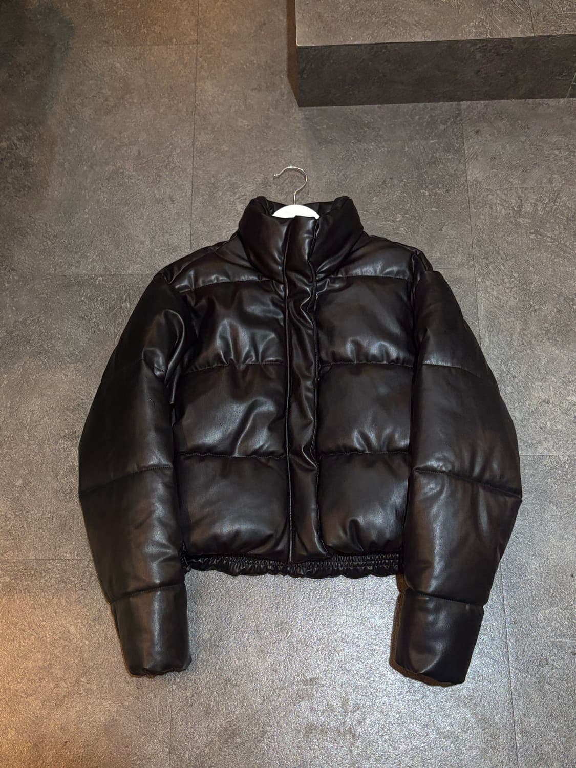 자라 레더 가죽 패딩 점퍼 XS사이즈 상품이미지2