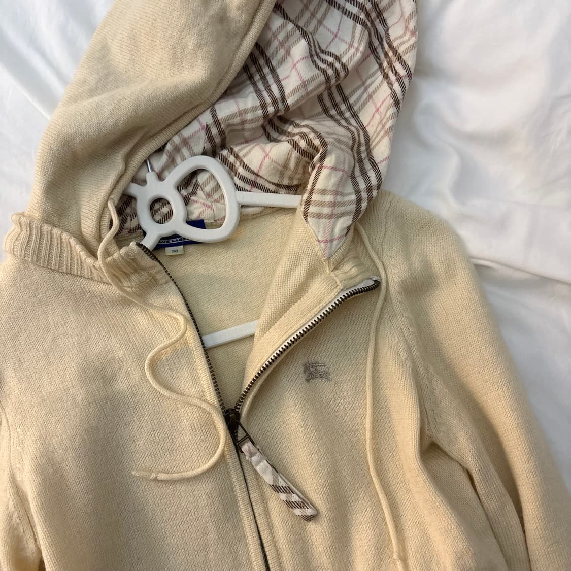 버버리 라떼 갸루 니트 후드집업 상품이미지5