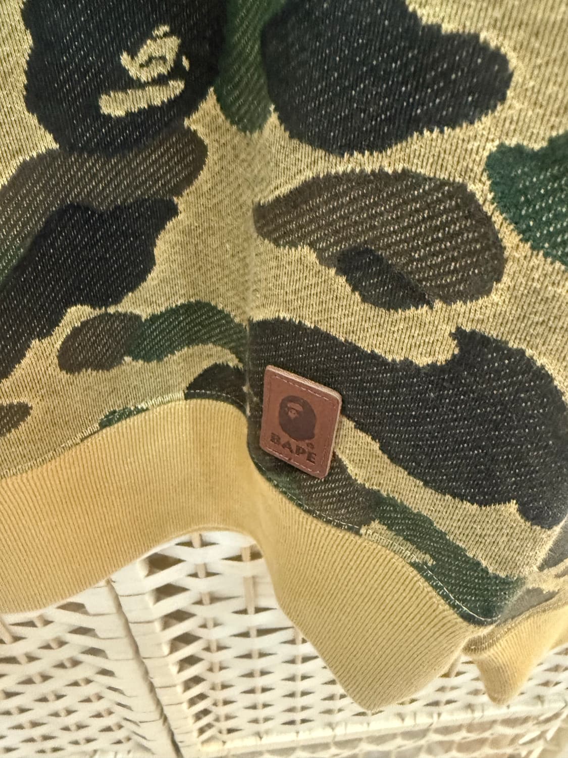 66 정품 베이프 카모 맨투맨 팝니다 상품이미지3