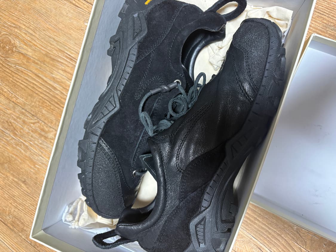 아워레가시 가베 블랙 41 팝니다 상품이미지2