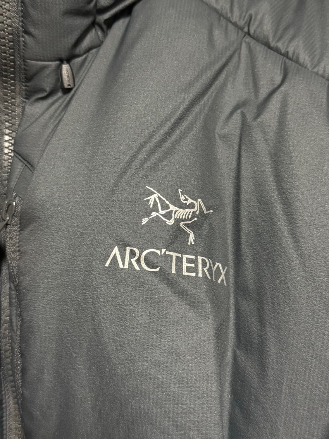 아크테릭스 누클리아이 SV 파카 그래파이트 상품이미지2