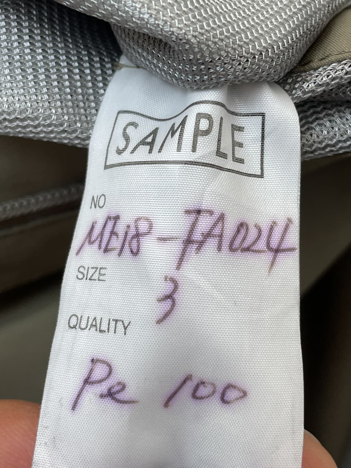 이세이미야케 투웨이 라미나 집업 코트 상품이미지9