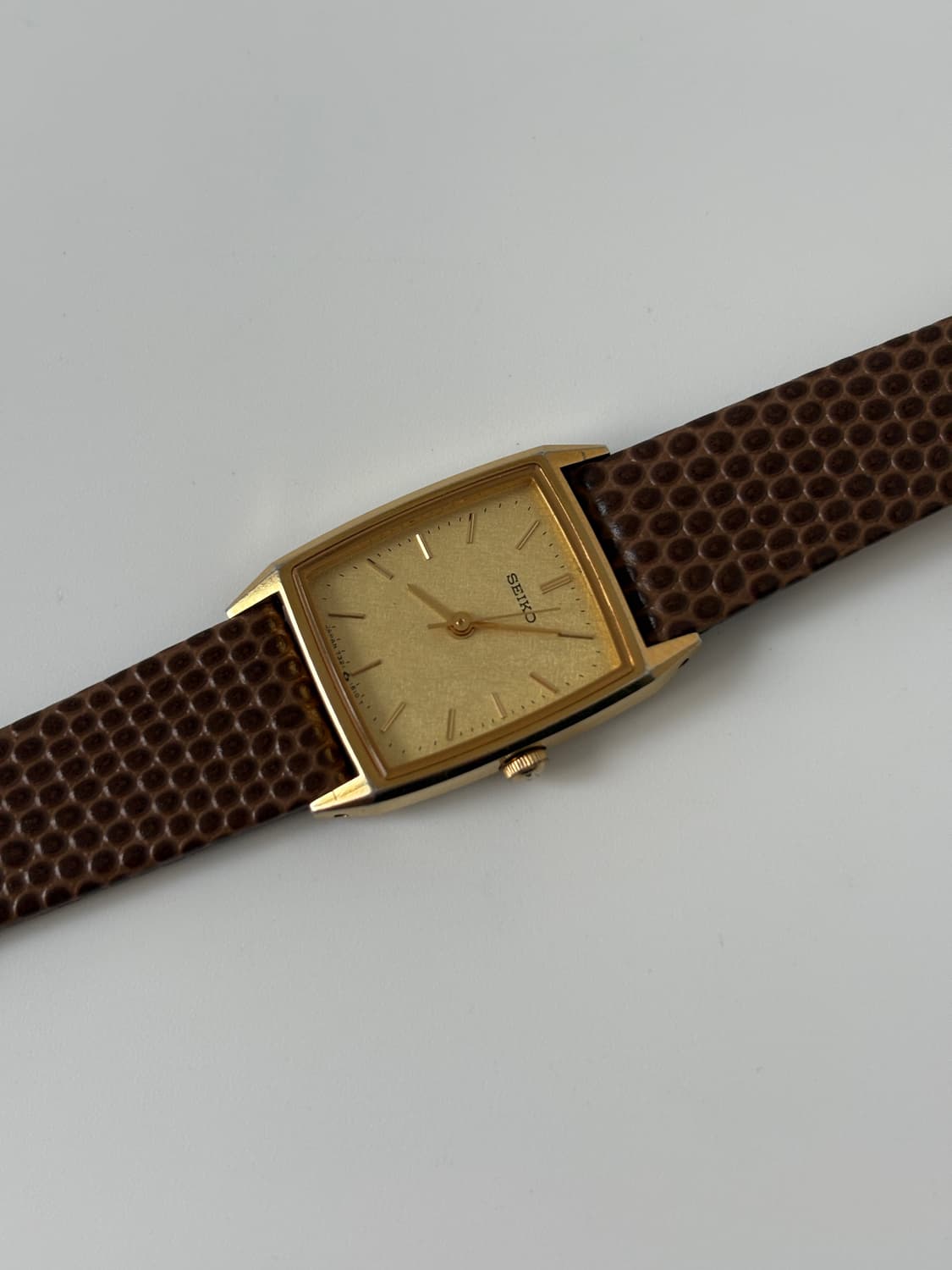 1980s Goldflake Dial Tank Ladies Quartz 상품이미지4