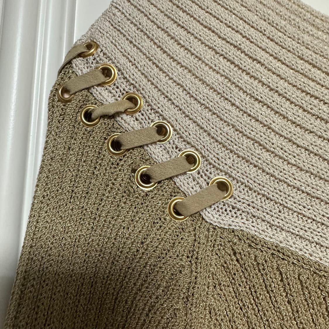 ST. JOHN SPORT 배색 니트 탑 아일렛 니트 상품이미지6