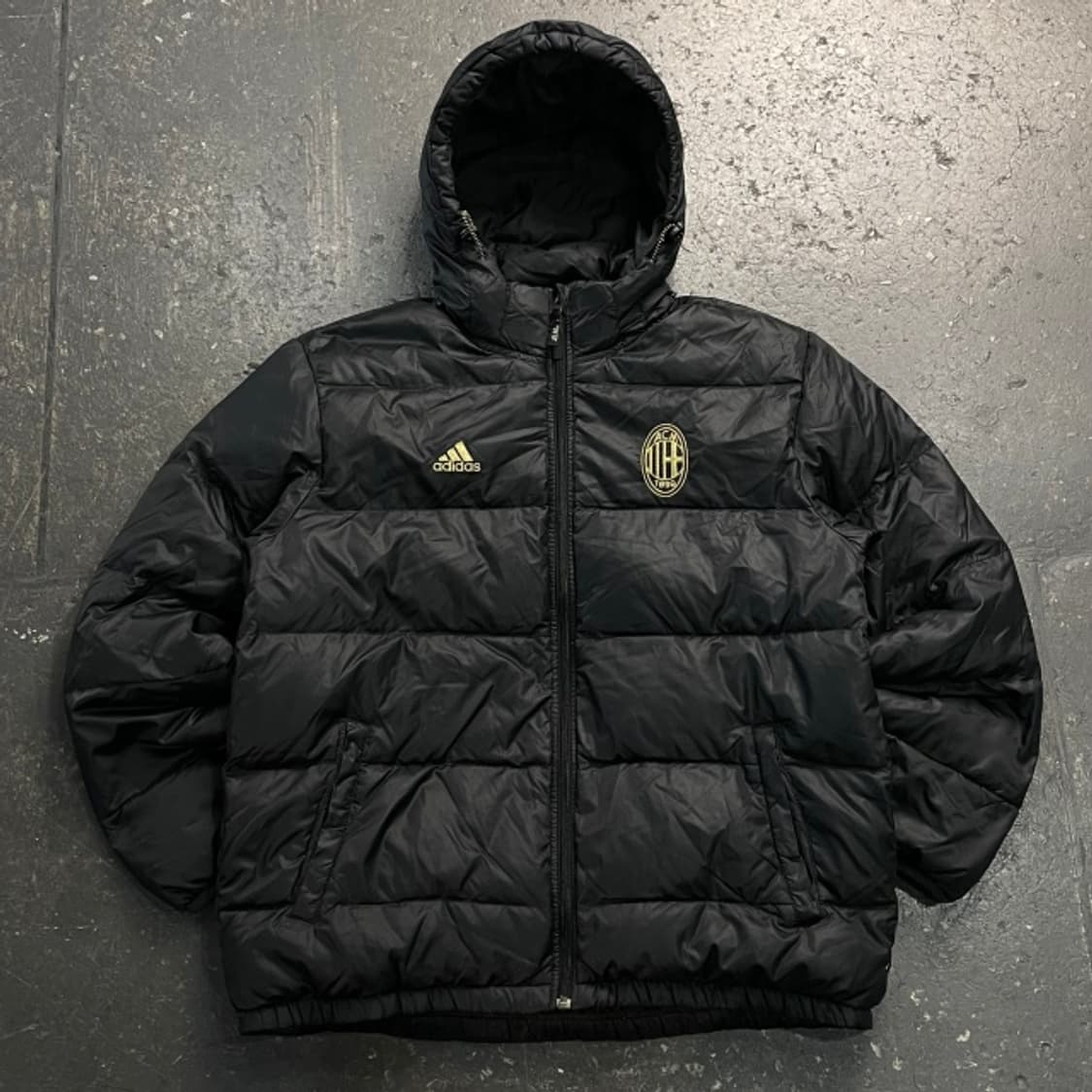 100 아디다스 AC밀란 패딩  상품이미지1