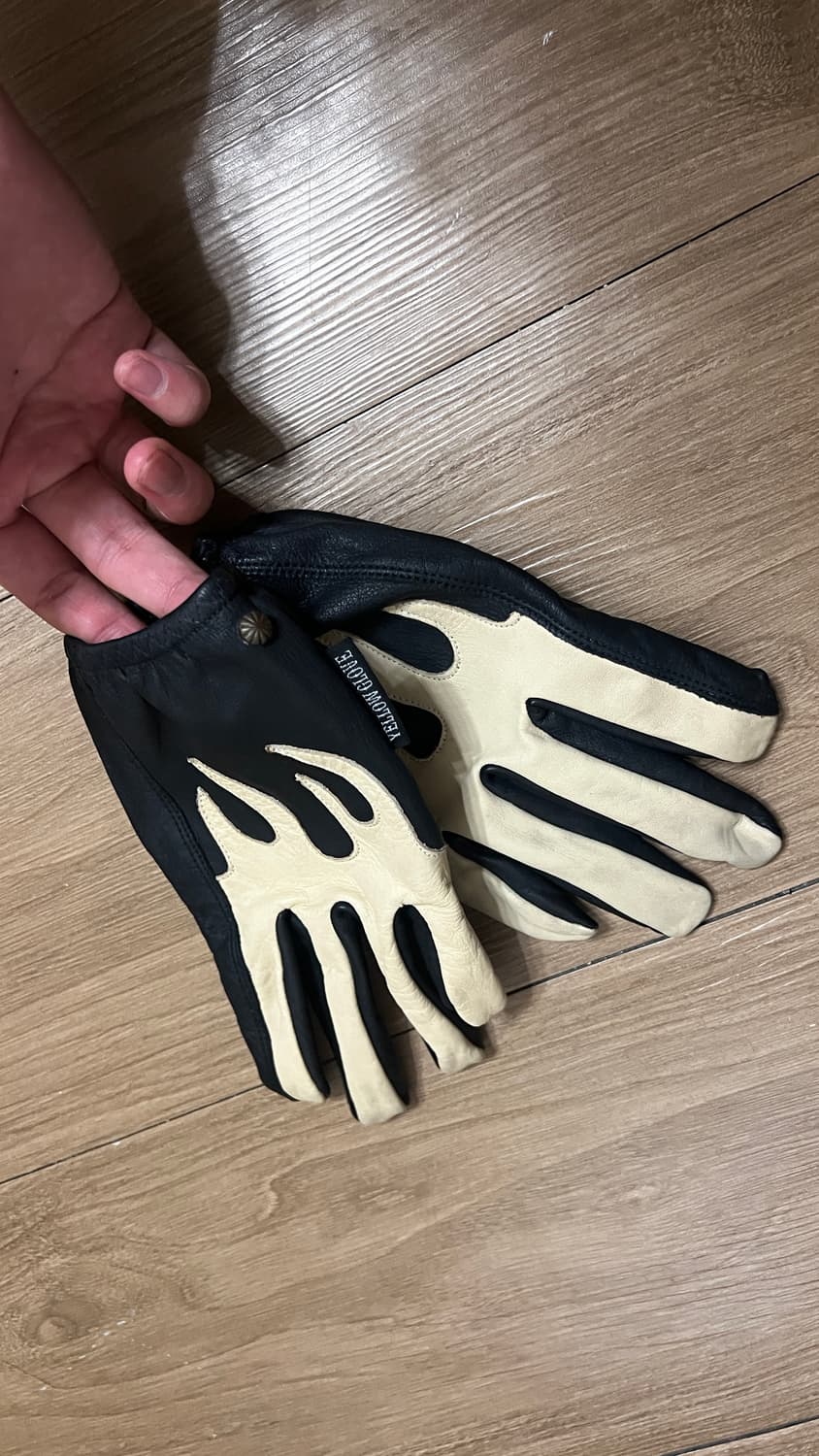 yellow glove short fire 상품이미지1