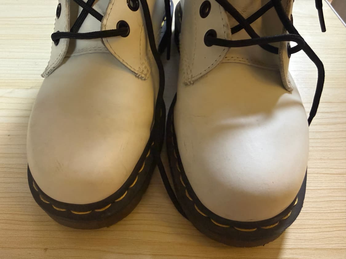 닥터마틴 10홀 화이트 260 상품이미지4