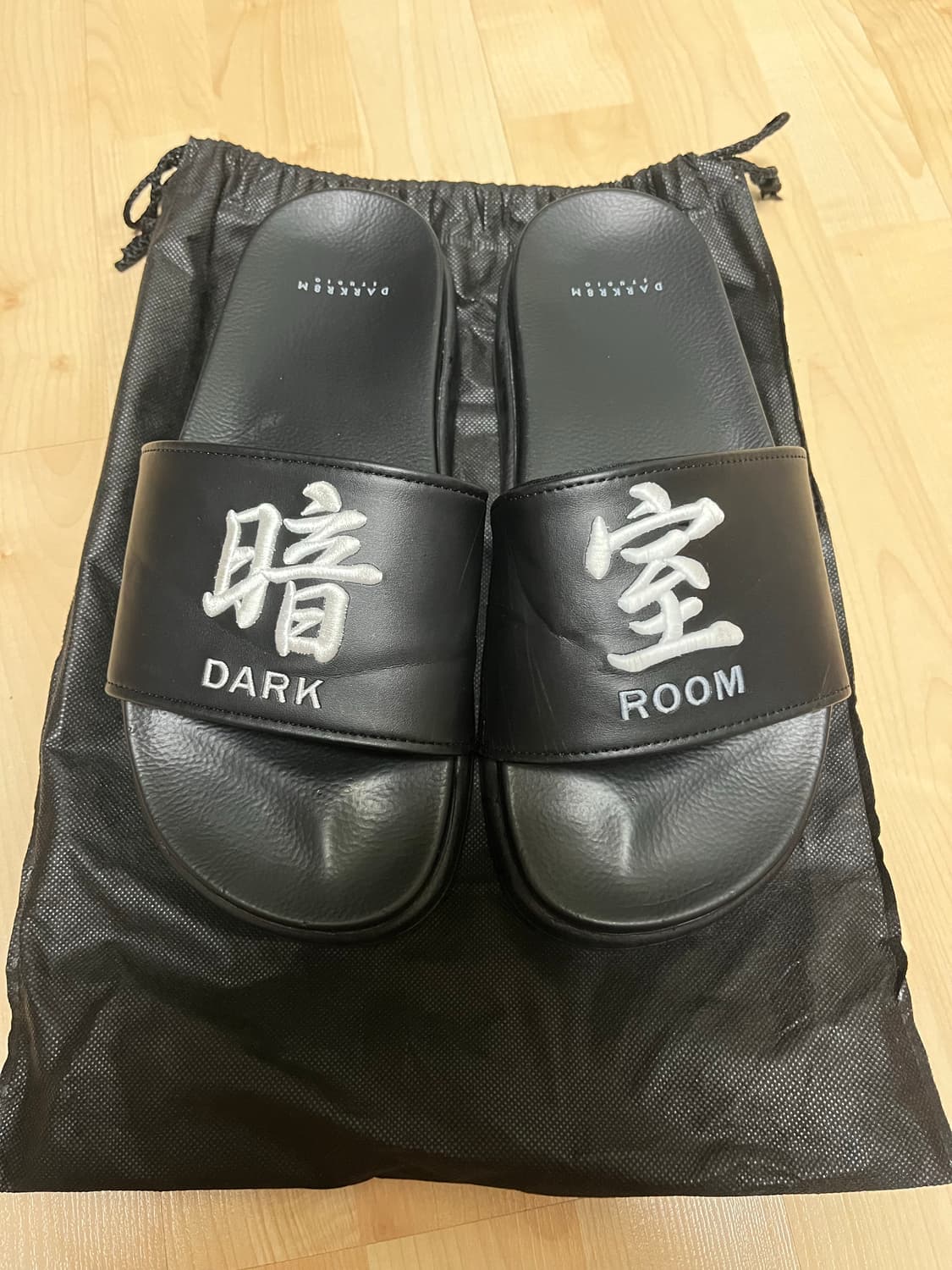 다크룸 슬라이드 블랙 270 상품이미지1