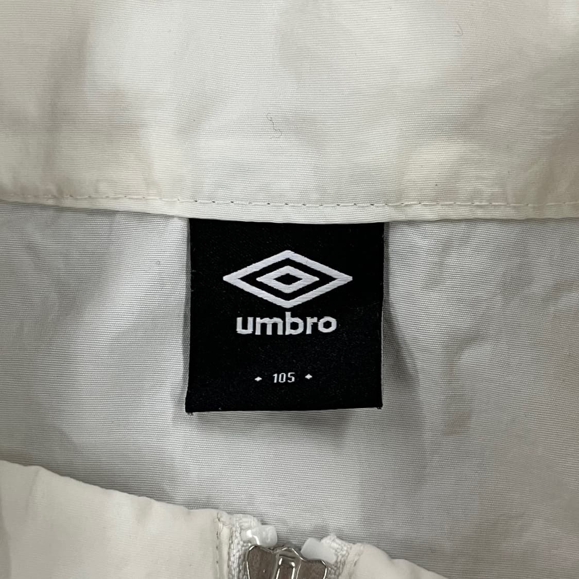 [정품/105] 엄브로 화이트 반팔 아노락 b18 상품이미지4