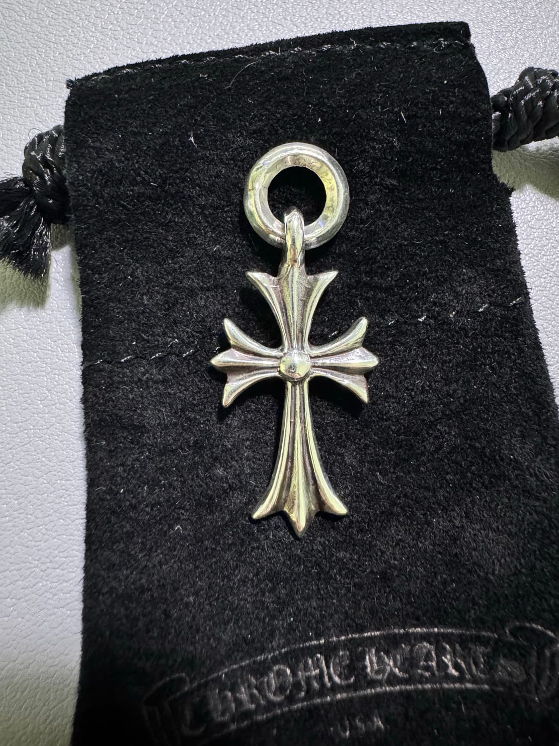 크롬하츠 타이니크로스참 상품이미지2