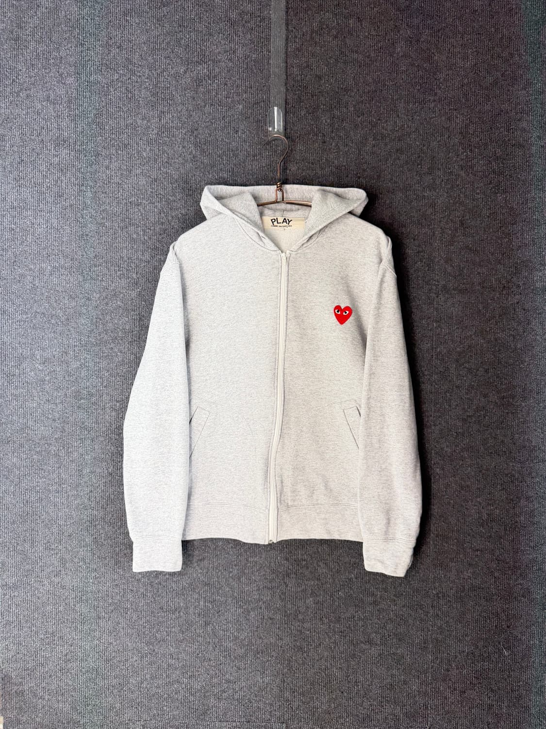 꼼데가르송 플레이 하트와펜 후드집업 상품이미지1