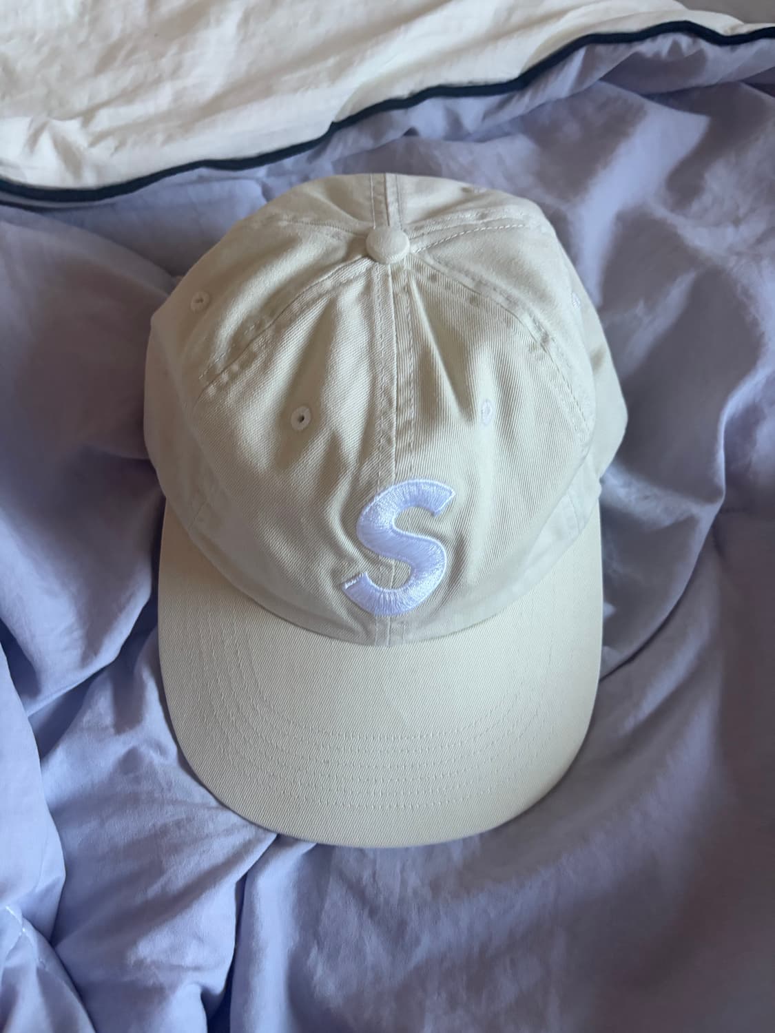슈프림 피그먼트 s로고 볼캡 내츄럴 상품이미지1