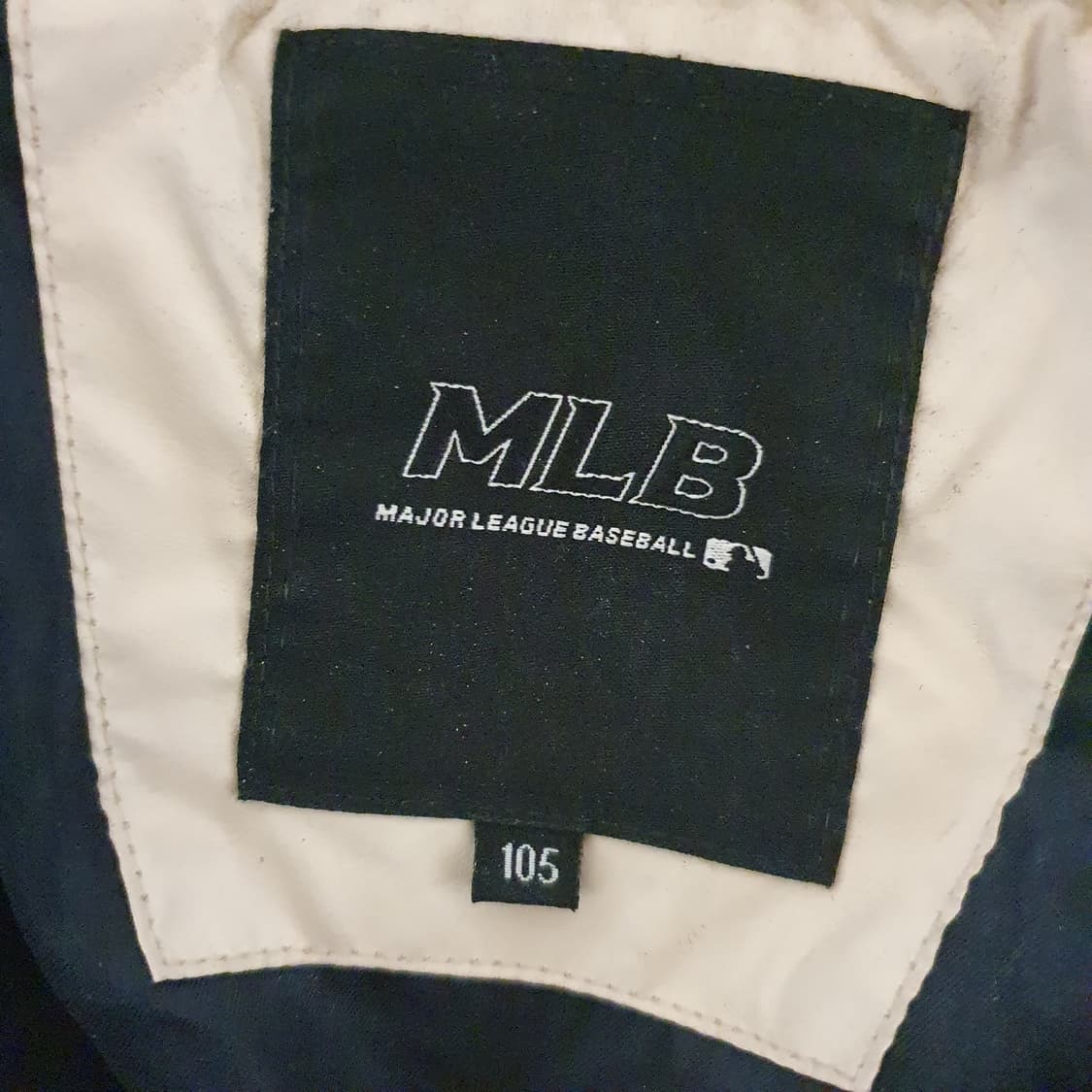 MLB 뉴욕 양키스 라그랑 클래식 패딩 105 상품이미지4