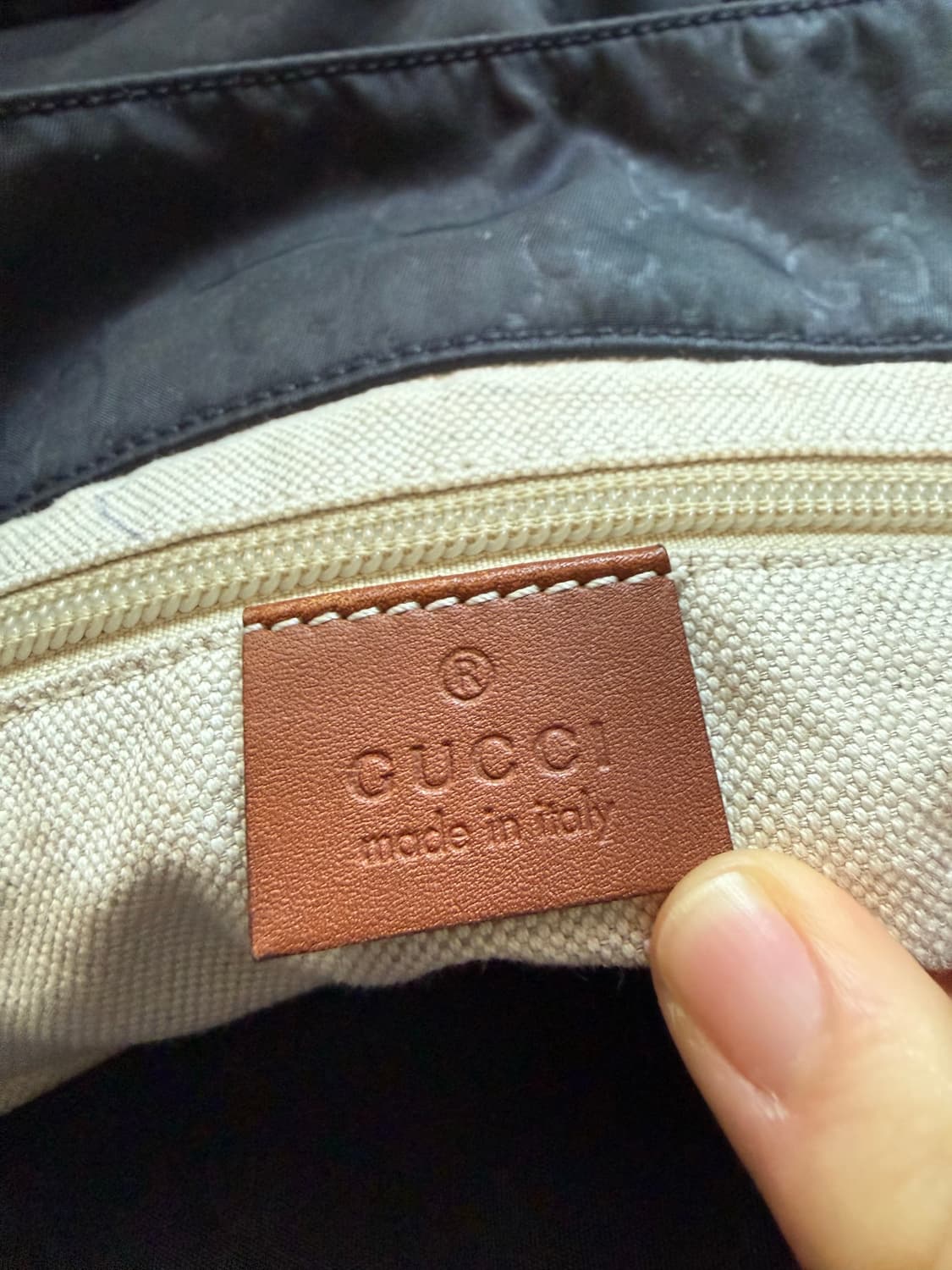 구찌 남성용 토트백 상품이미지4