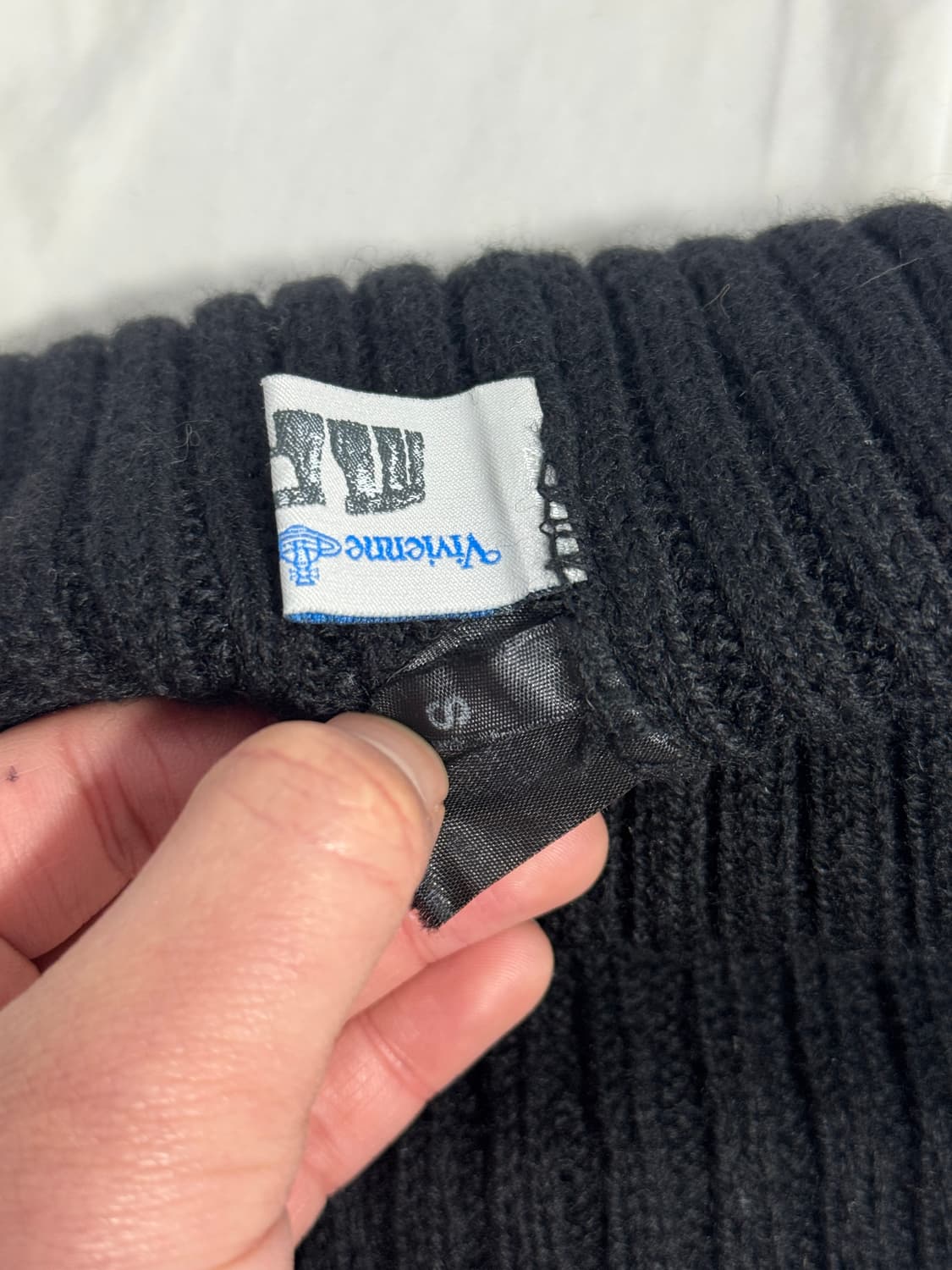 비비안 웨스트우드 맨 orb 니트 비니 상품이미지3